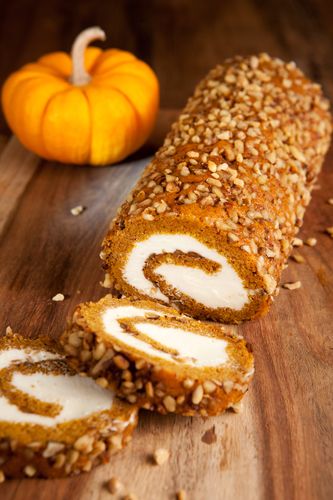 Pumpkin Roll 8oz Single Wick Candle