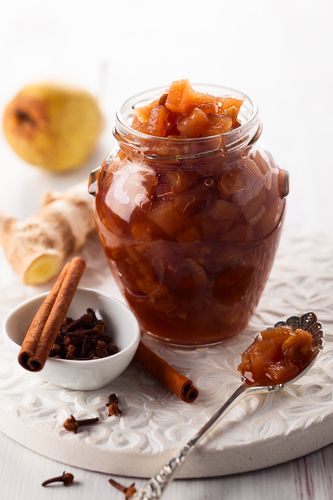Spiced Pear 8oz Single Wick Candle